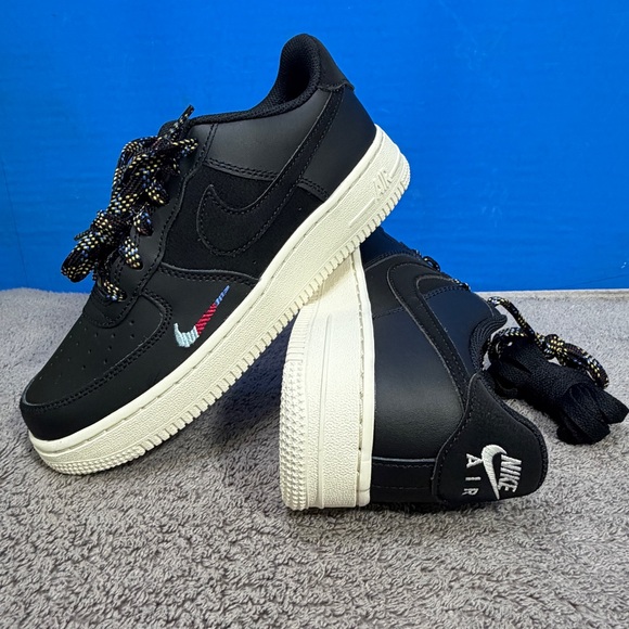 Nike Shoes - Nike Air Force 1 lv8 GS
Brand new